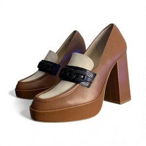 Cognac Blend Heeled Loafers sz 8.5